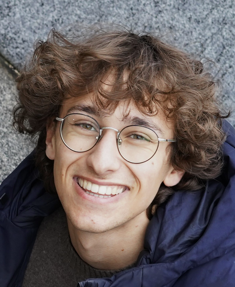 Ethan UZAN